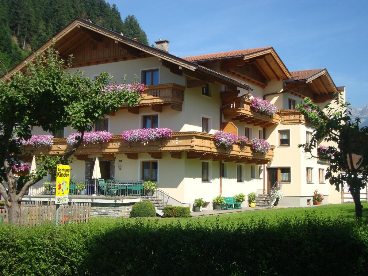 Appartements Schwoagerhof Fügen Exteriér fotografie